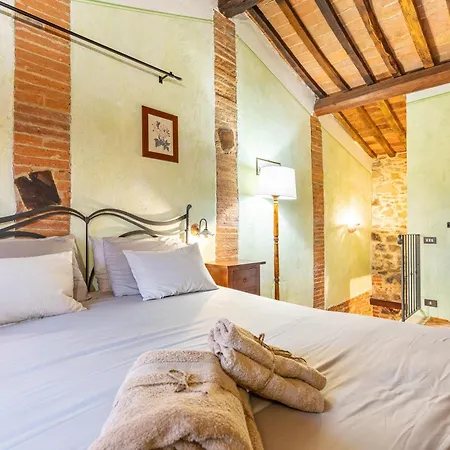 Beb Pulcino Nero Tatil Evi